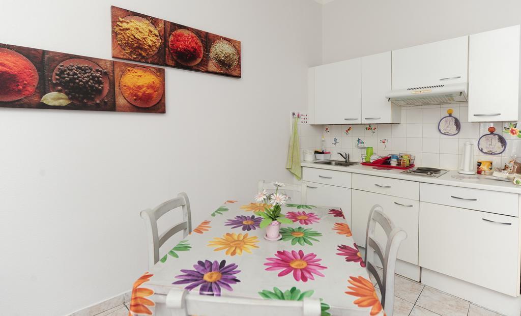 La Romantica Dante Five Stars Holiday House Nice Exterior photo